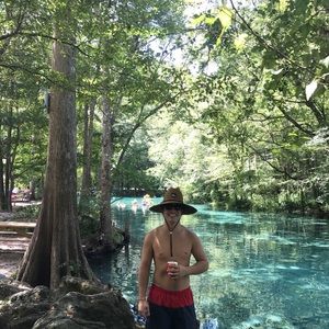 Meet your Posher, Joao pedro